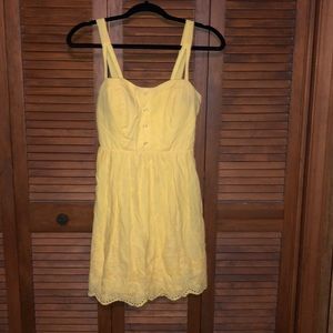 women’s sleeveless dress